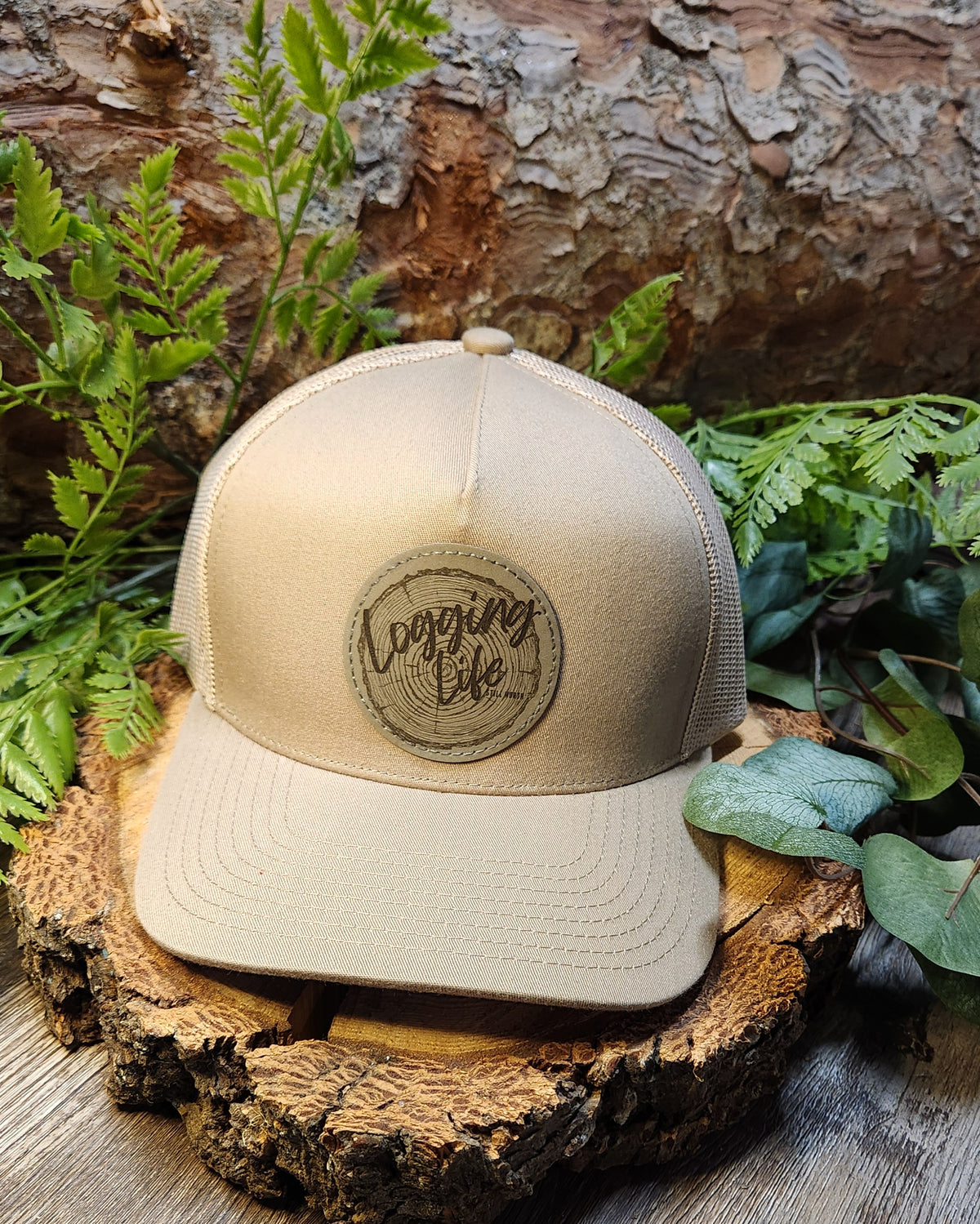 LOGGING LIFE SNAP BACK TRUCKER HAT