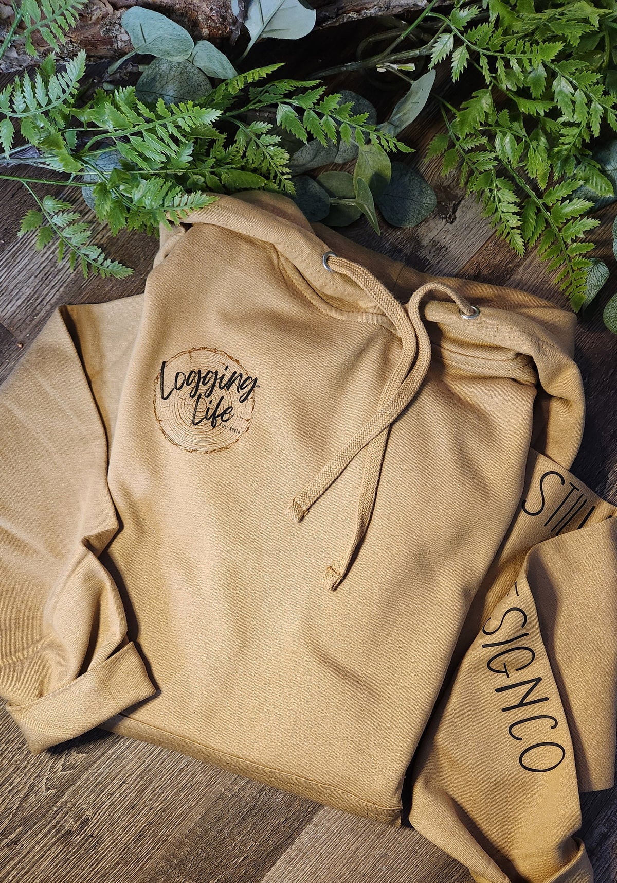 LOGGING LIFE HOODIE